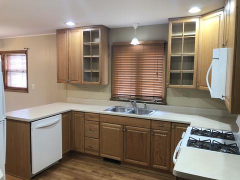60 S Jane Dr, Elgin, IL 60123 photo 4