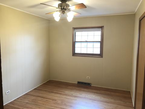 60 S Jane Dr, Elgin, IL 60123 photo 9