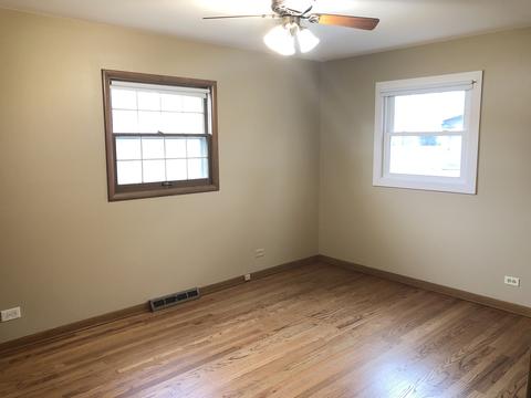60 S Jane Dr, Elgin, IL 60123 photo 11