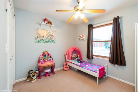 714 Cherry Tree Ln, Genoa, IL 60135 photo 8