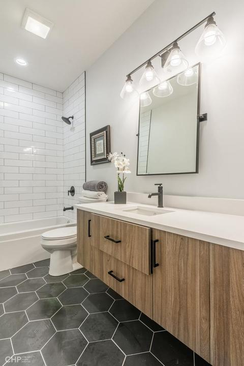 351 E 44th St, Chicago, IL 60653 photo 26