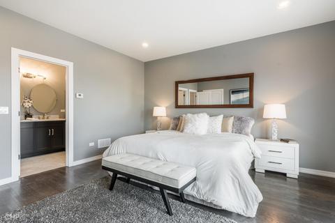 351 E 44th St, Chicago, IL 60653 photo 19