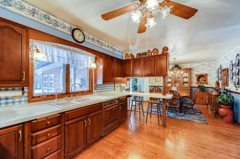 1214 Forest Dr, Elgin, IL 60123 photo 10