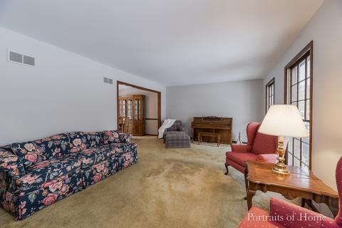 717 Pershing Ave, Wheaton, IL 60189 photo 6