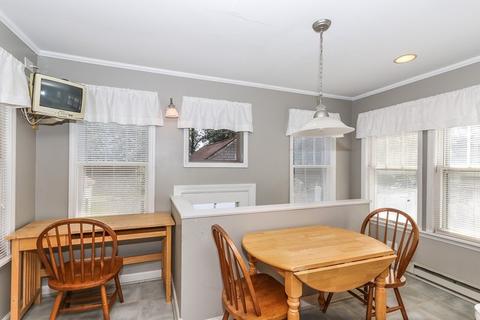 111 S Oak Ave, Bartlett, IL 60103 photo 15