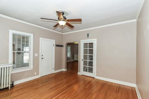 111 S Oak Ave, Bartlett, IL 60103 photo 5