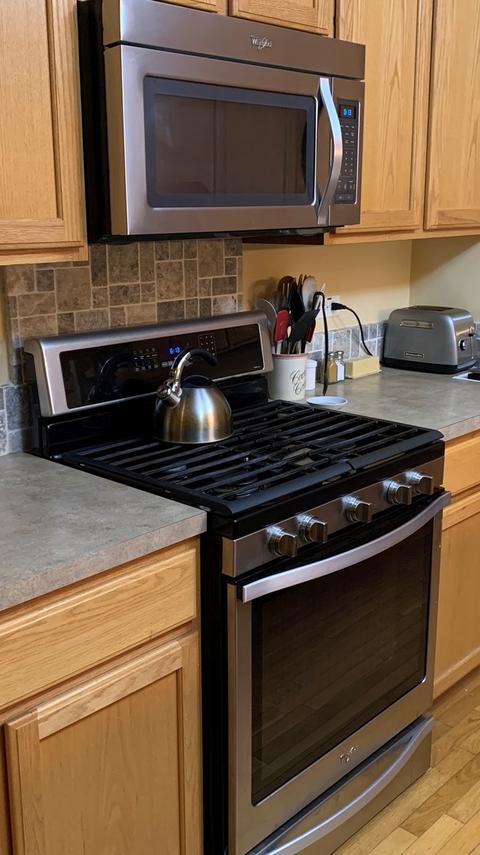 6430 Midleton Ln, Mchenry, IL 60050 photo 7
