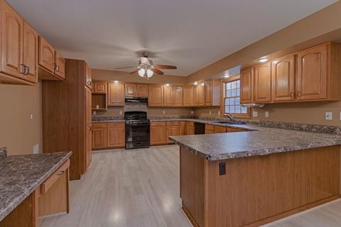 404 Plumage Ct, Normal, IL 61761 photo 6