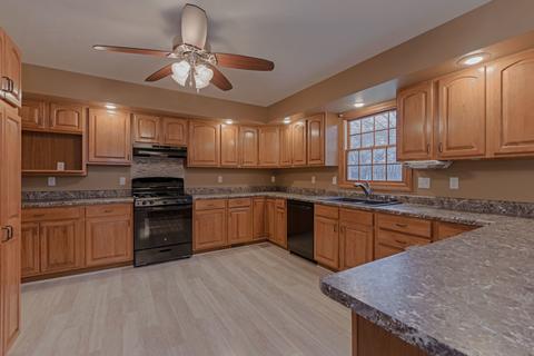 404 Plumage Ct, Normal, IL 61761 photo 3