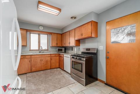529 12th St, Lockport, IL 60441 photo 5