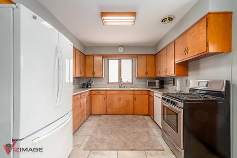 529 12th St, Lockport, IL 60441 photo 4