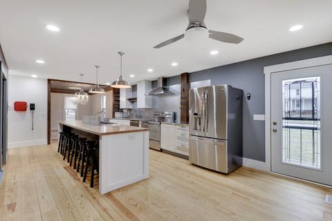 301 E Walnut St, Hudson, IL 61748 photo 3