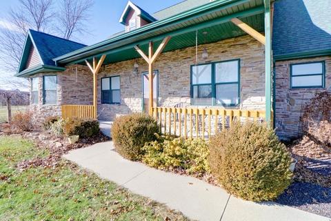 136 S Shrs, Sullivan, IL 61951 photo 6