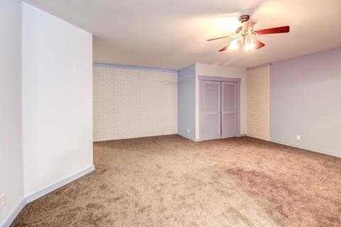 136 S Shrs, Sullivan, IL 61951 photo 27