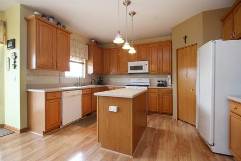 25149 Spring St, Manhattan, IL 60442 photo 5