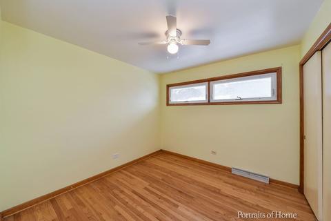 129 N Crest Ave, Bartlett, IL 60103 photo 9