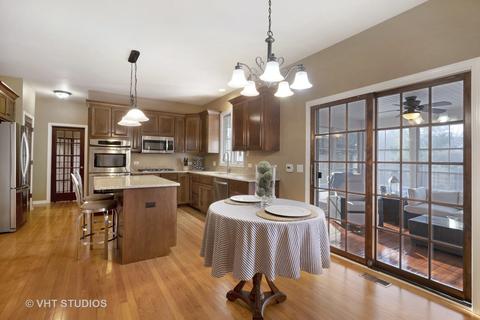 26 W061 Deerpoint Dr, Wheaton, IL 60187 photo 10