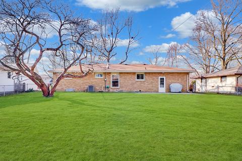 902 N Maple St, Normal, IL 61761 photo 36