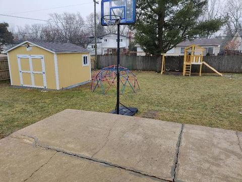 91 Lance Dr, Des Plaines, IL 60016 photo 3