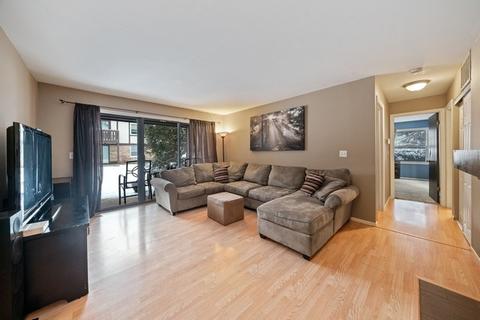 2710 Northampton Dr #D1, Rolling Meadows, IL 60008 photo 2