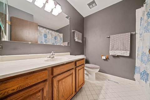 2710 Northampton Dr #D1, Rolling Meadows, IL 60008 photo 12