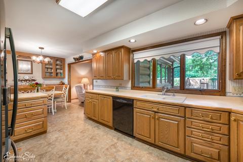 711 Cherry Valley Rd, Mchenry, IL 60050 photo 13