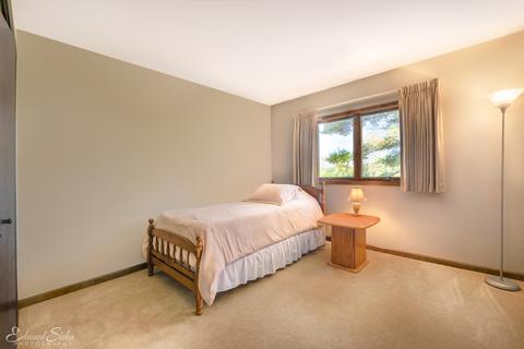711 Cherry Valley Rd, Mchenry, IL 60050 photo 11