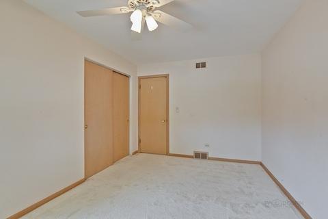 162 Ambleside Rd, Des Plaines, IL 60016 photo 20