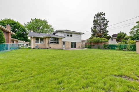162 Ambleside Rd, Des Plaines, IL 60016 photo 28