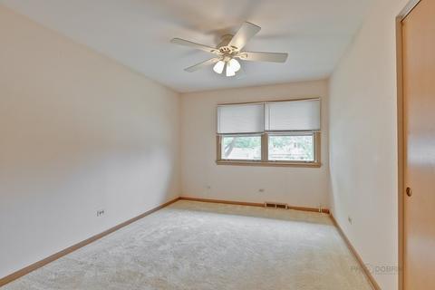 162 Ambleside Rd, Des Plaines, IL 60016 photo 19