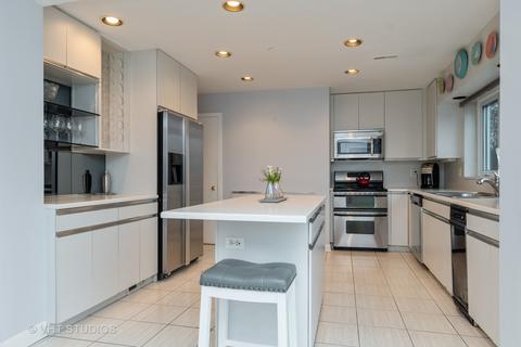 371 E Webster Ave, Elmhurst, IL 60126 photo 4