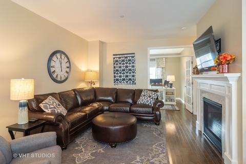 404 Lexington Ln, Rolling Meadows, IL 60008 photo 2