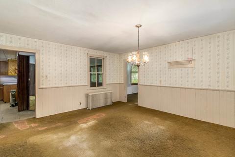 108 Barrington Ave, East Dundee, IL 60118 photo 3