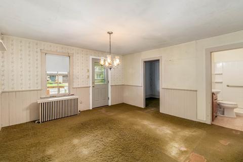 108 Barrington Ave, East Dundee, IL 60118 photo 4