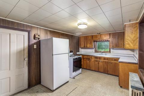 108 Barrington Ave, East Dundee, IL 60118 photo 7