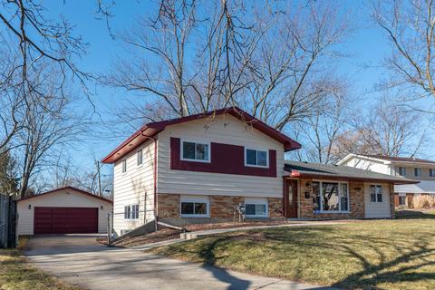 1640 Kent Rd, Hoffman Estates, IL 60169 photo 2