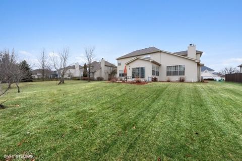 12800 Barrow Ln, Plainfield, IL 60585 photo 3