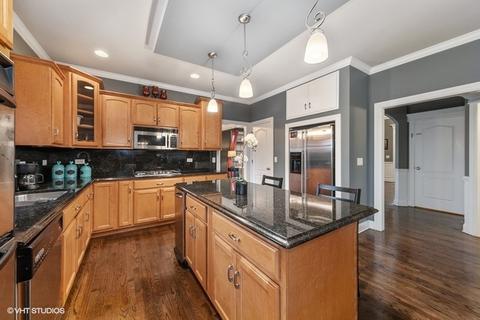 12800 Barrow Ln, Plainfield, IL 60585 photo 15