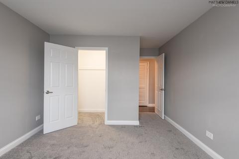 1745 Robin Walk #B, Hoffman Estates, IL 60169 photo 8