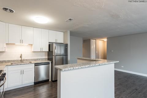 1745 Robin Walk #B, Hoffman Estates, IL 60169 photo 3