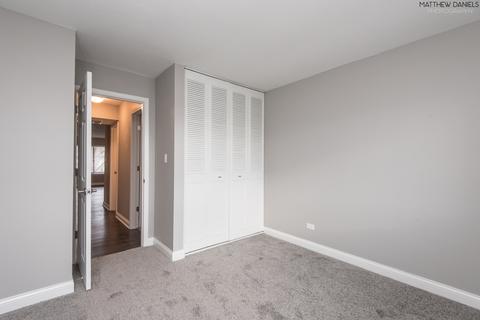 1745 Robin Walk #B, Hoffman Estates, IL 60169 photo 10