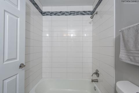 1745 Robin Walk #B, Hoffman Estates, IL 60169 photo 7