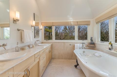 515 Greenleaf Ave, Glencoe, IL 60022 photo 17