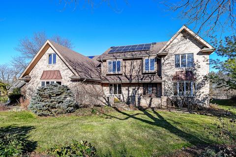 549 Devon Dr, Burr Ridge, IL 60527 photo 1