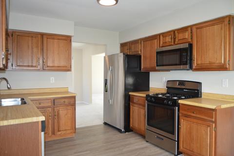 350 Partridge Ct, Algonquin, IL 60102 photo 7