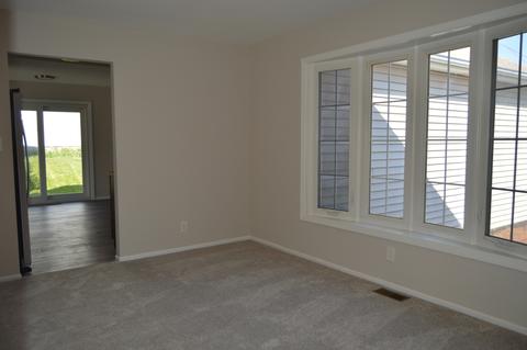 350 Partridge Ct, Algonquin, IL 60102 photo 3