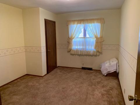 2751 S Deer Path Trl, Freeport, IL 61032 photo 18