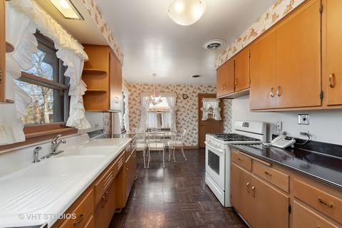 1010 Barton Ct, Glenview, IL 60025 photo 6