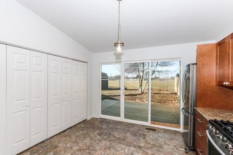 394 Campus Dr, Elgin, IL 60120 photo 10