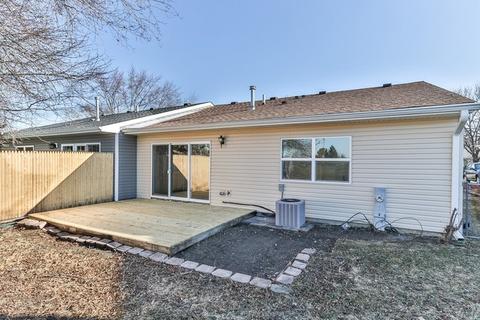 394 Campus Dr, Elgin, IL 60120 photo 21